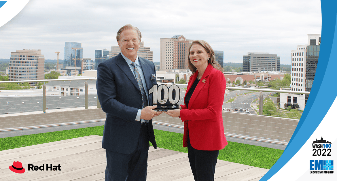 Red Hat VP & GM Clara Conti Presented 2022 Wash100 Award By Executive Mosaic CEO Jim Garrettson