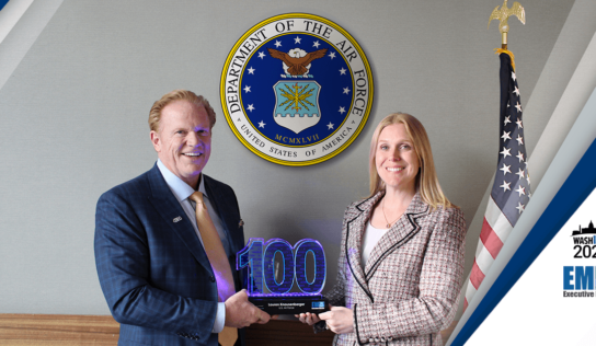 DAF CIO Lauren Knausenberger Accepts 3rd Wash100 Award From Jim Garrettson