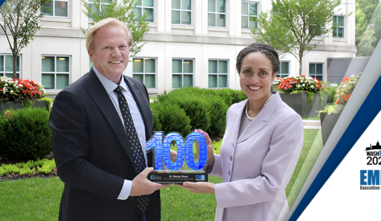 Executive Mosaic’s Jim Garrettson Presents ODNI’s Stacey Dixon With 2023 Wash100 Award