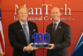 ManTech’s Matt Tait Accepts 2024 Wash100 Award