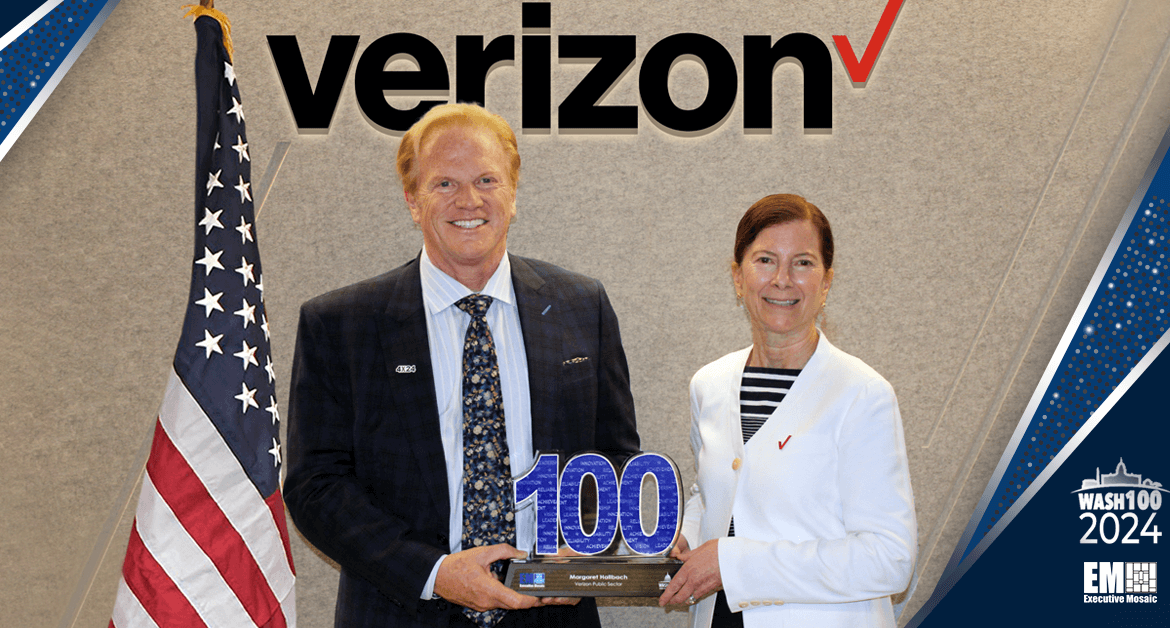 Executive Mosaic Presents 2024 Wash100 Award to Verizon’s Maggie Hallbach